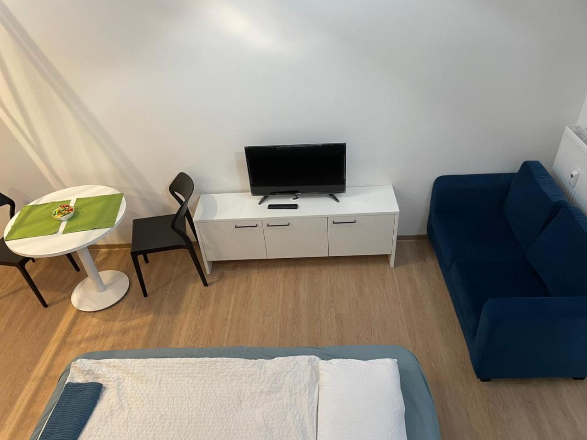 Apartment Mezonet - Postovska Centr